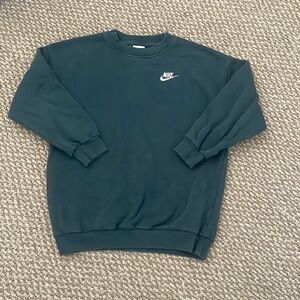 Nike Girls' Sportswear Club Fleece Oversized Sweatshirt size Medium